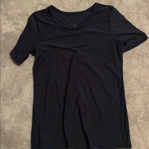 Lululemon Navy Blue emerald tee
